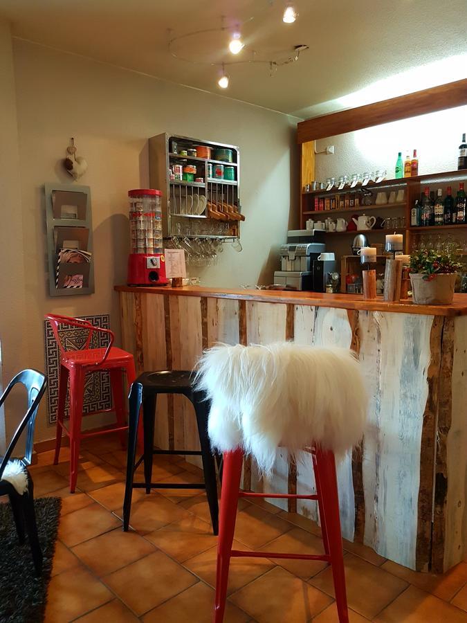 雅克酒店 莱桑格勒 外观 照片